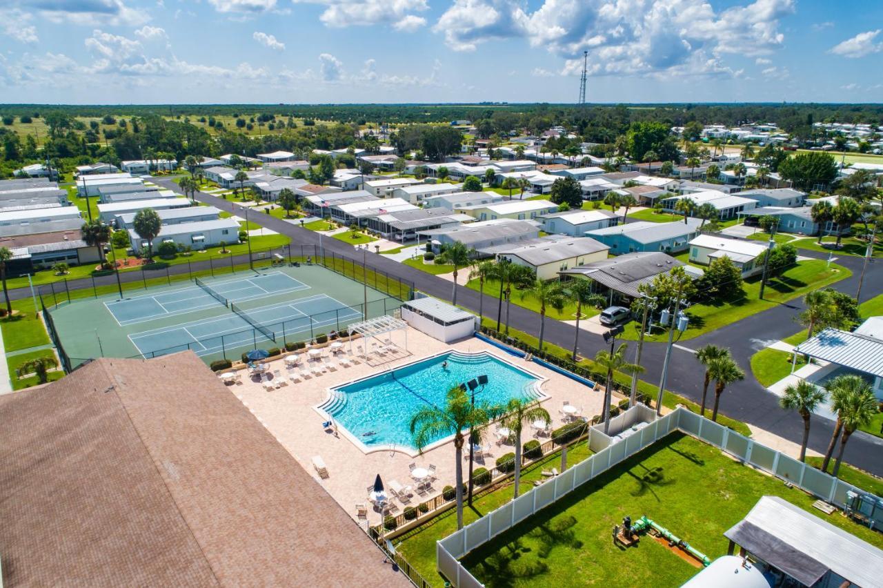 Buttonwood Bay Rv Resort Sebring Bagian luar foto