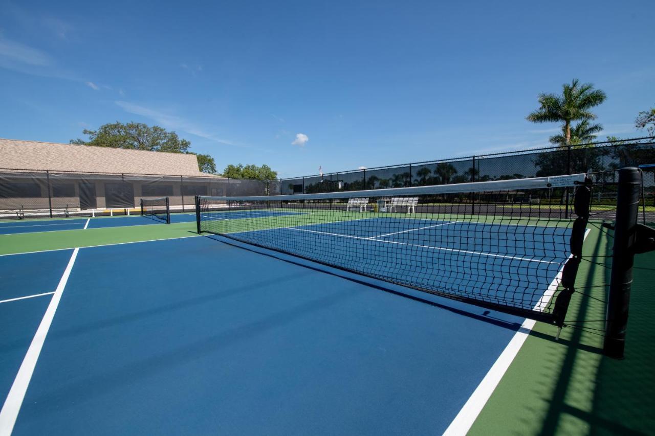 Buttonwood Bay Rv Resort Sebring Bagian luar foto